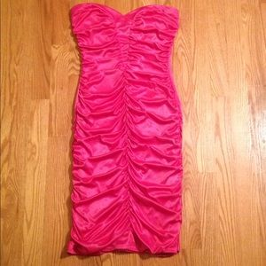 Pink dress with sweetheart neckline